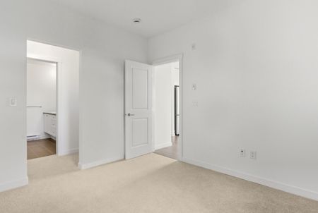 508-8509 158 St, Surrey - Photo 5