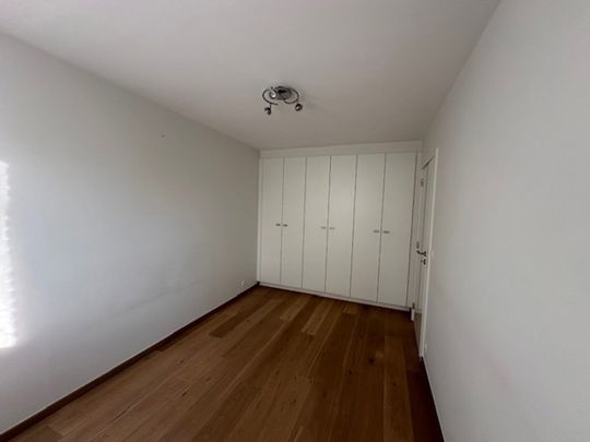 Prachtig , ruim glvl 2 slpk. appartement met garagebox. - Foto 1