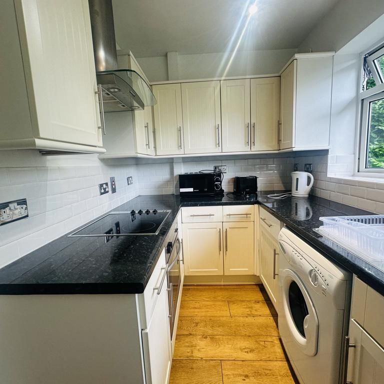 2 bedroom maisonette to rent - Photo 1
