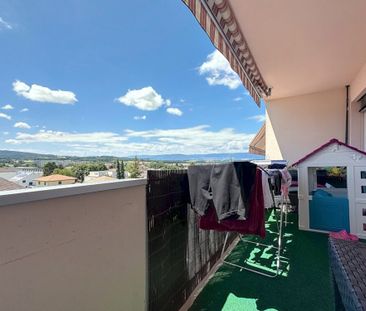 Bel appartement rafraîchi de 3.5 pièces idéalement situé - Photo 2