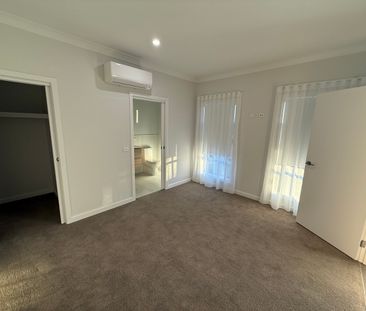 BRAND NEW 3 BEDROOM TOWNHOSUE - Photo 1