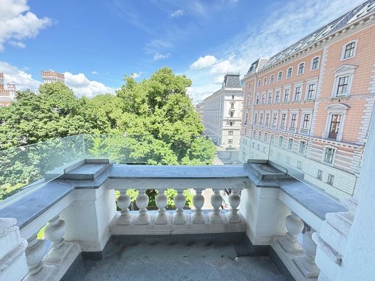 ERSTBEZUG NACH SANIERUNG | REPRÄSENTATIVE 4 ZIMMER MIT BALKON | TOPLAGE IN U-BAHN-NÄHE - Photo 1