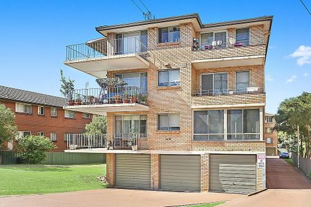 Easy Living In Prime Location - Photo 4