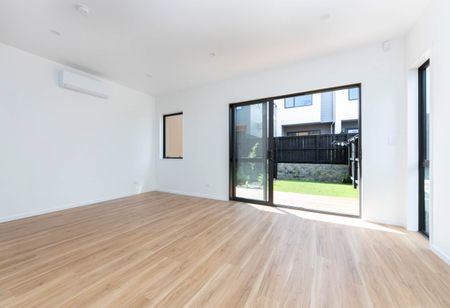 30 Rana Road, Flat Bush, Auckland - Photo 3