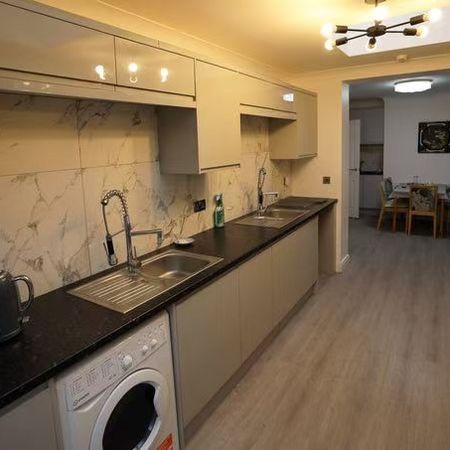 Room in a Shared House, Olive Road, W5 - Photo 3