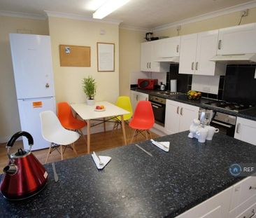 1 bedroom in a house share to rent - Photo 1