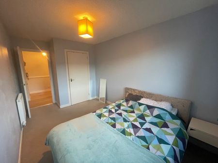 2 Bed Flat, Hawthornden Place, EH7 - Photo 4