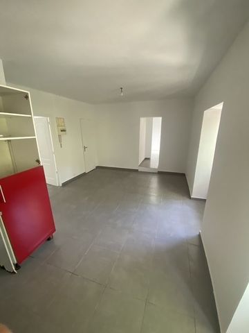 T3 - Photo 2