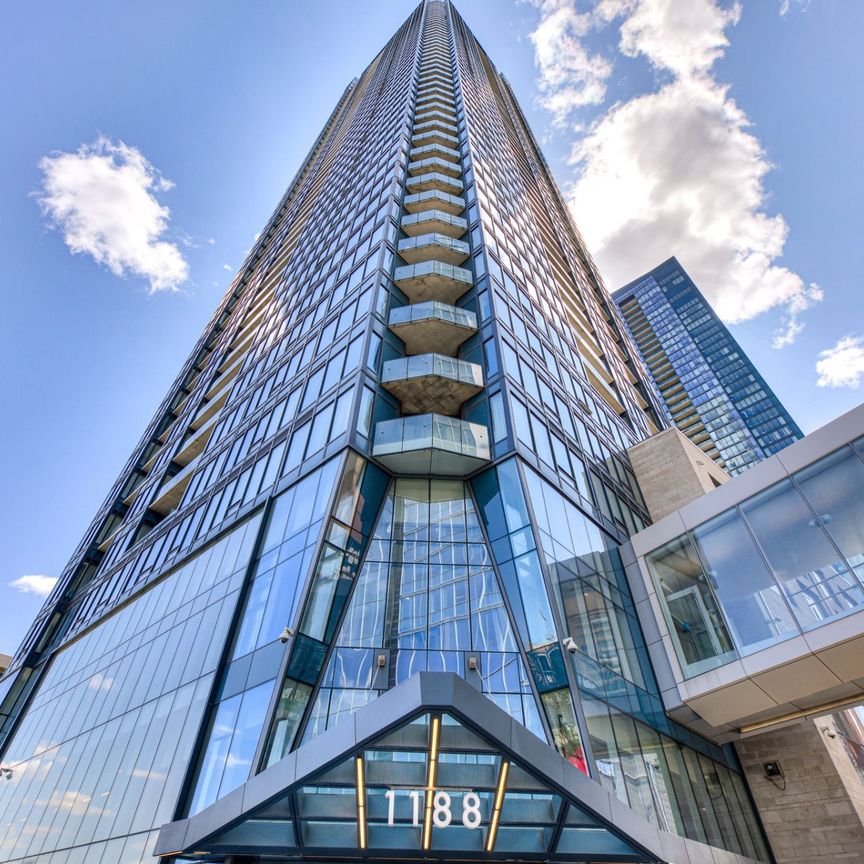 1188 Rue St-Antoine O., Montréal - Photo 1