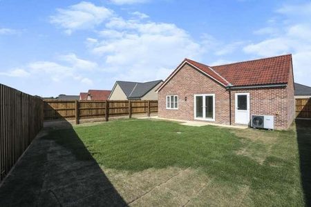 Ash Drive, Martham, NR29 - Photo 3