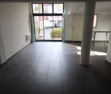 Location Appartement 5 pièces 123m² FACHES THUMESNIL 59155 - Photo 3