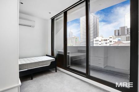 301/8 Sutherland Street, Melbourne - Photo 3