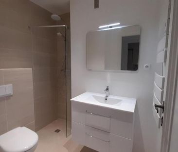 Location Appartement 3 pièces 97m² LE CANNET 06110 - Photo 5