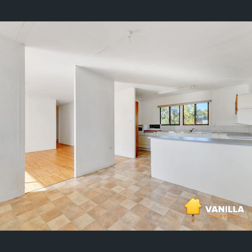 24 Kentucky Street, Redbank Plains, Qld 4301 - Photo 1