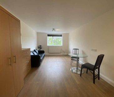 Bunns Lane, Mill Hill, London, NW7 - Photo 2