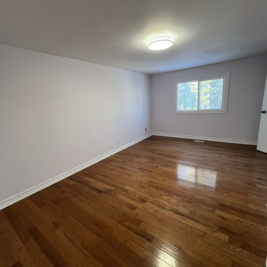 For Lease - 91 Campania Crescent, Toronto, Ontario - Photo 1