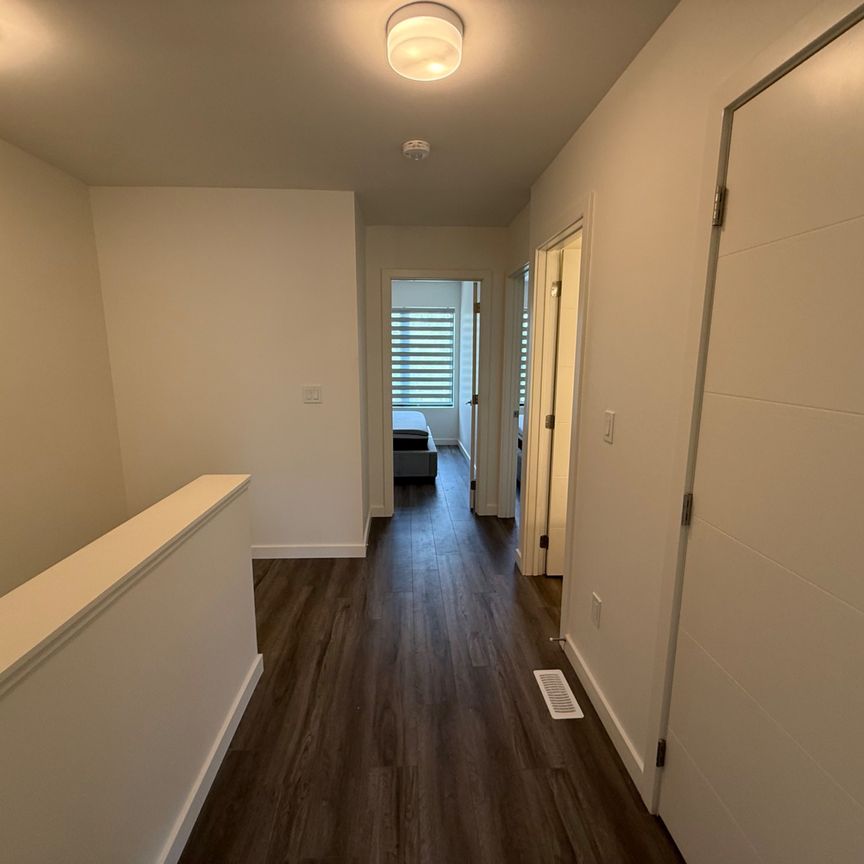 For Lease - 32 Rainwater Lane, Barrie, Ontario - Photo 1