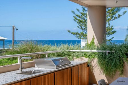 "The Hemingway" - Luxury Ocean View Apartment - Photo 3