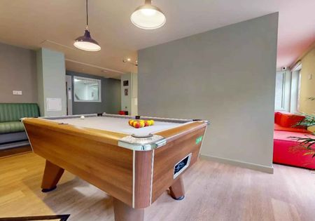 Silver En Suite - Photo 3