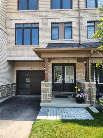 For Lease - 19 Bavin Street, Clarington, Ontario - Photo 2