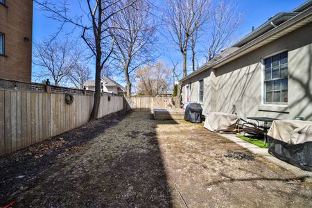 For Lease - 128 Chisholm Street, Oakville, Ontario - Photo 2
