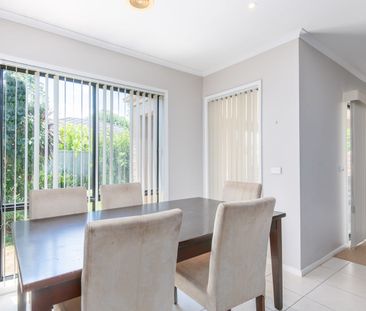 Golf Course Living! - Photo 2