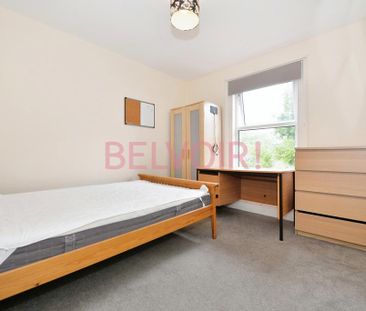 5 bedroom detached house to rent - Photo 2