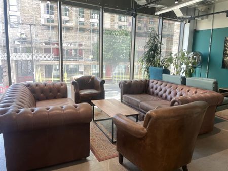 Bronze Ensuite - Photo 3