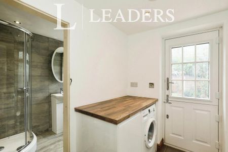 2 bedroom terraced house to rent - Photo 5