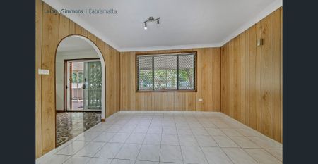 4 BEDROOM BRICK HOUSE - Photo 5