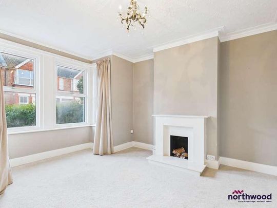 Channel View Road, Redoubt, Eastbourne, BN22 - Photo 1