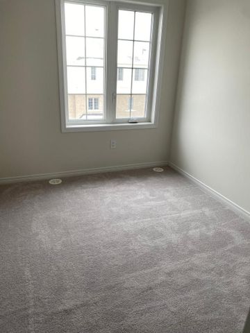 For Lease - 225 Danzatore Path, Oshawa, Ontario - Photo 2