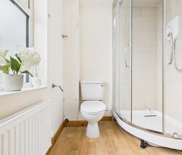 1 bedroom in a house share to rent - Photo 6