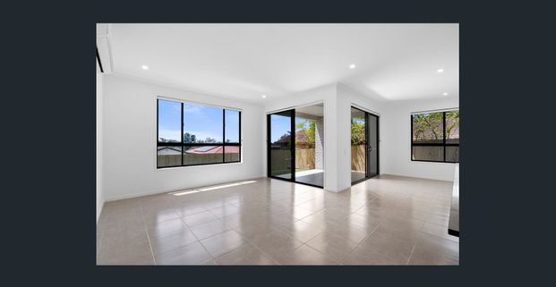 BRAND NEW MODERN FAMILY HOME – WITH 18 kWh SOLAR SYSTEM - Photo 1