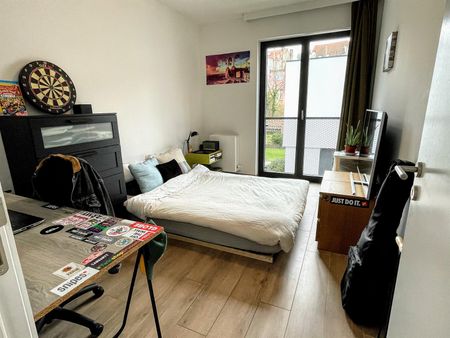 House - for rent - Photo 5