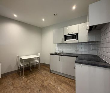 Studio to rent - Photo 5