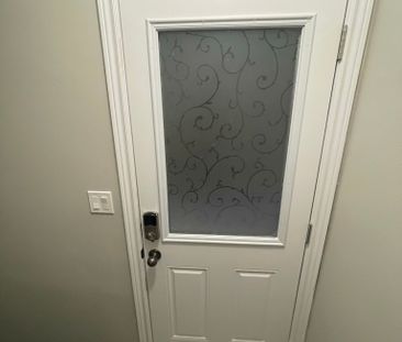 For Lease - 34 EBURY (Lower) Drive, Brampton, Ontario - Photo 6