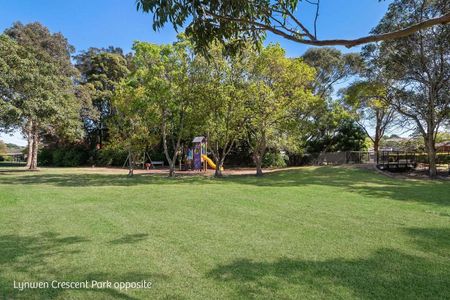 35 Lynwen Crescent, Banksia, NSW 2216 - Photo 2