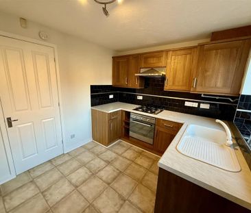 2 bedroom terraced house to rent - Photo 6