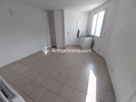 Location Appartement 2 pièces 29 m2 à Moissy-Cramayel - Photo 3