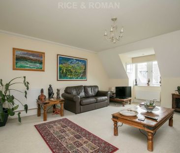 2 Bedroom Apartment, Cobham Grange – Cobham - Photo 1