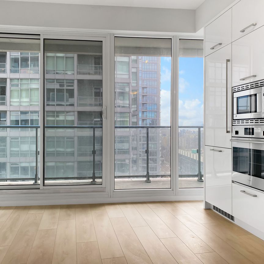 For Lease - 2221 Yonge Street Unit# 1906, Toronto, Ontario - Photo 1