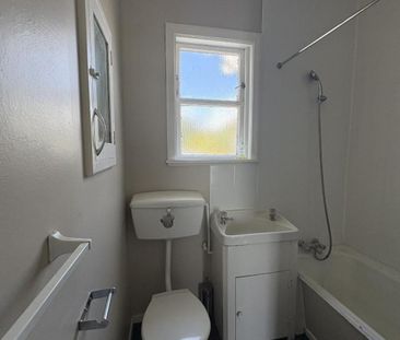 Good house on Harris - Photo 6