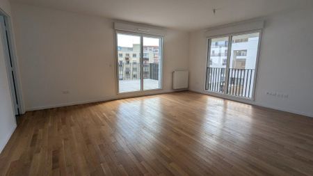 location Appartement F5 DE 106.57m² À CLICHY - Photo 3