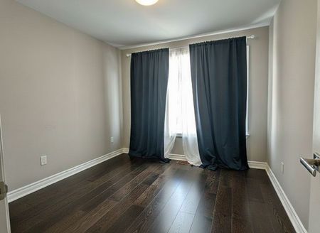 For Lease - 462 Brettonwood Ridge, Kanata, Ontario - Photo 3