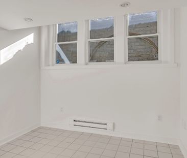 For Lease - 321 Palmerston Boulevard Unit# Coach House, Toronto, On... - Photo 4