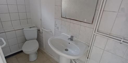 Location Appartement 1 pièce 20m² FRONTIGNAN 34110 - Photo 2