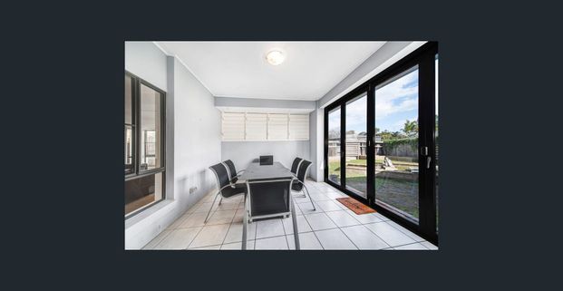 Partly Furnished or Unfurnished Family Home in Little Mountain!. - Photo 1