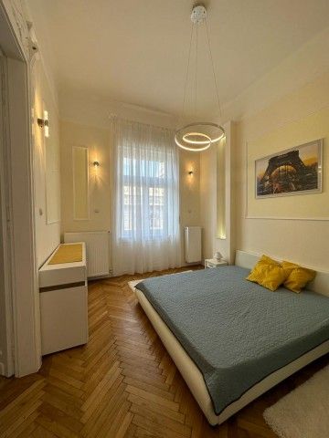 Kossuth Lajos utca - Fotó 5