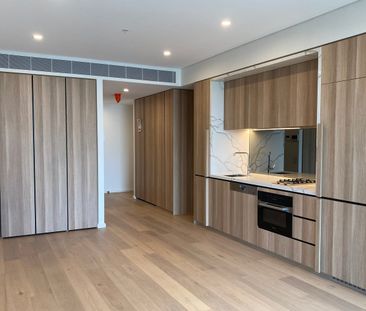 EXPERIENCE THE LUXURY LANDMARK STUDIO - Photo 6